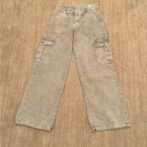 Women’s Sage Green Trendy Cargo Jeans Petite XS